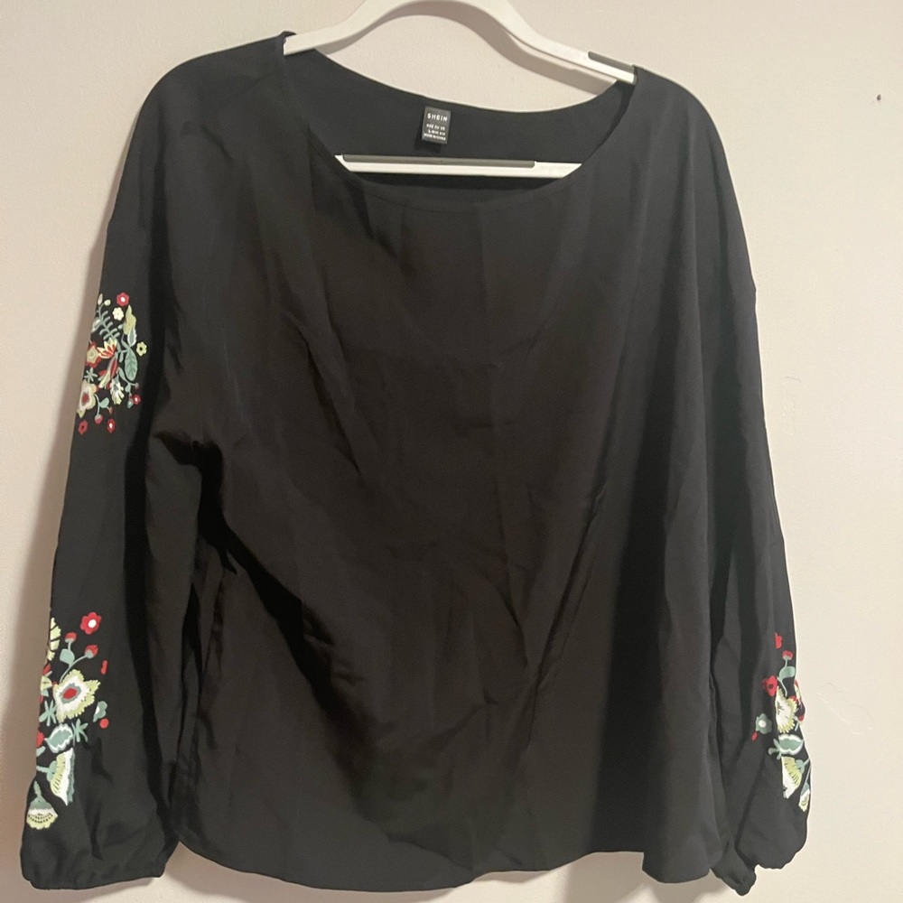 Women’s Blouse (L)